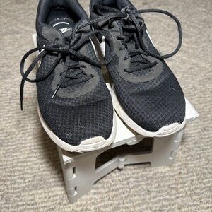 Nike Women’s Black Running Shoes